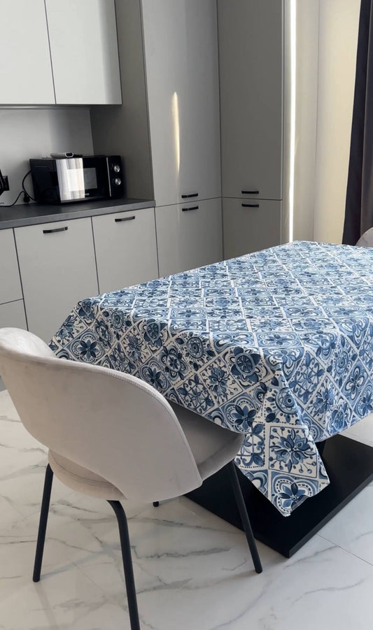 водонепроникна скатертина (керамічний орнамент)